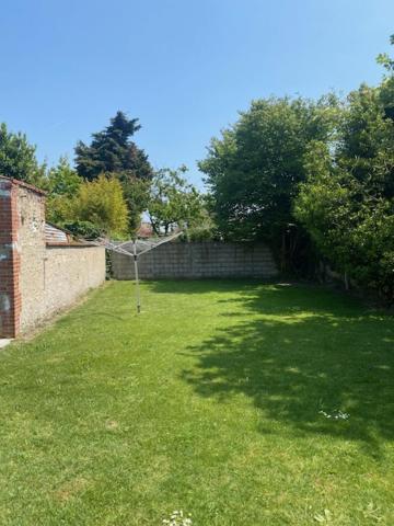 Maison Cosy En Plein Coeur De Ouistreham Eksteriør billede